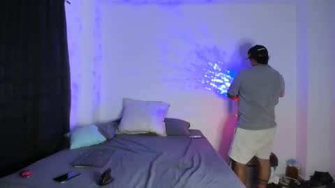 pikoro_gomez online show from April 21, 1:08 am