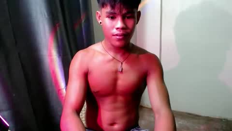 pinoy_shyboy69 online show from April 3, 1:52 pm
