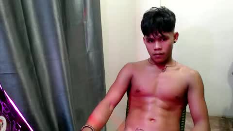pinoy_shyboy69 online show from April 2, 1:41 pm