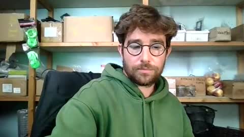 Snapshot of plaisirssecret chatting on March 11, 11:55 am plaisirssecret online show from March 11, 11:55 am