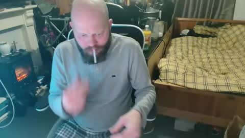 playboy_horny online show from April 6, 11:05 pm