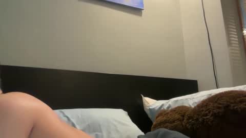 playfullolo online show from June 5, 12:26 am