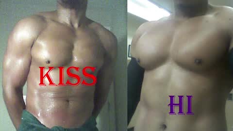 StraightPlush online show from April 6, 3:47 am