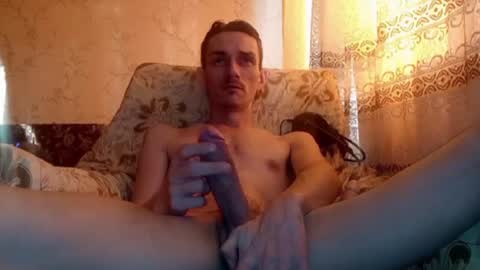 Snapshot of pobedilda1 chatting on January 1, 9:17 am pobedilda1 online show from January 1, 9:17 am