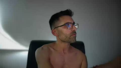pollabeta online show from August 8, 7:59 am