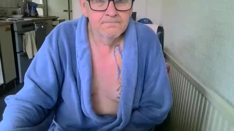 poshman65 online show from April 11, 10:52 am