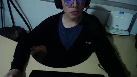 powerfulzeus2 online show from October 26, 2:13 am