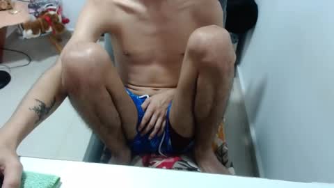 Snapshot of pressure_xxx_420 chatting on January 8, 8:49 am PRESSURE online show from January 8, 8:49 am