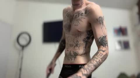 pretty boy online show from March 6, 8:44 am