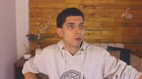 Camilo online show from December 18, 3:13 am