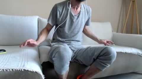 prince_89 online show from February 18, 6:37 am