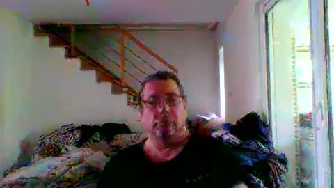 chris online show from June 11, 9:07 am