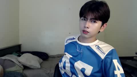 princecalix online show from October 15, 3:36 am