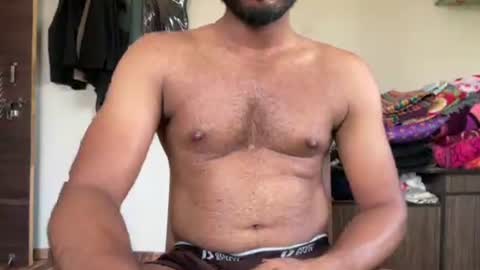 princecharming6981 online show from June 2, 4:35 am