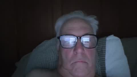 Snapshot of prisnaw chatting on October 11, 9:08 pm prisnaw online show from October 11, 9:08 pm
