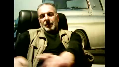 ----- online show from January 5, 9:07 pm