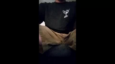 punkrockb1987 online show from April 20, 6:21 pm