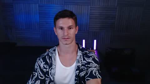 puremenshape online show from June 23, 6:33 pm