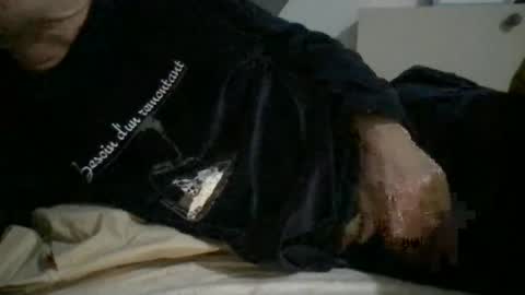 pyro5962 online show from February 3, 12:30 am