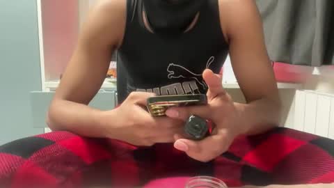 qosmo123 online show from April 22, 3:24 am