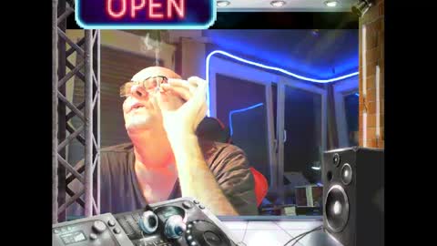 dj mike online show from January 13, 10:35 pm