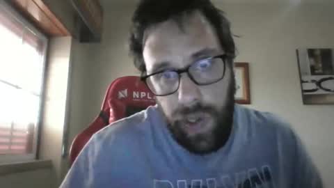 rafaelnunes1992 online show from April 18, 4:08 pm