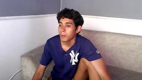 rami_hot0 online show from October 27, 7:49 pm
