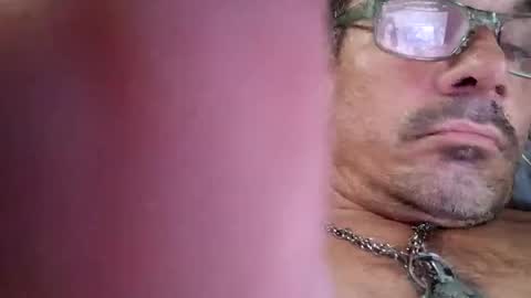 Snapshot of randallcody15 chatting on December 15, 9:31 pm randallcody15 online show from December 15, 9:31 pm