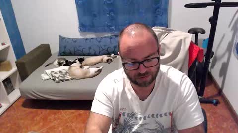 Snapshot of ravingr3d3 chatting on September 28, 1:25 am ravingr3d3 online show from September 28, 1:25 am