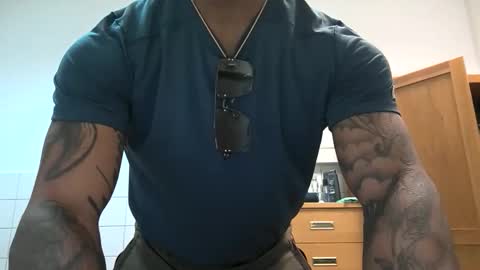 Rey online show from April 5, 6:26 pm