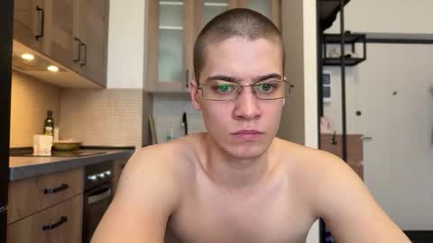 AliceEve online show from April 9, 10:54 am