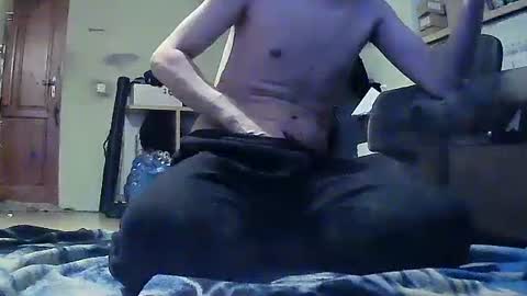 Snapshot of rebell093 chatting on March 2, 10:23 pm rebell093 online show from March 2, 10:23 pm