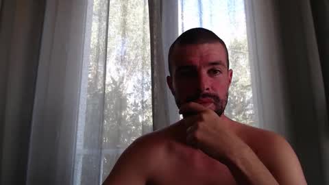 Red Gloves online show from September 15, 1:23 pm