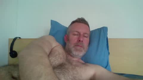 Red online show from May 11, 10:28 am