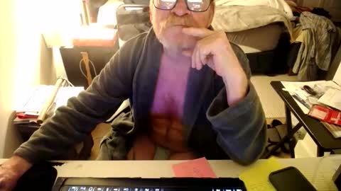 Red online show from April 28, 4:50 am