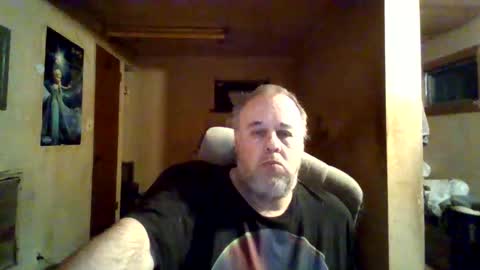 Snapshot of reddragon1195 chatting on January 4, 5:05 am reddragon1195 online show from January 4, 5:05 am