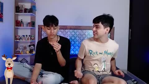 redxhotx1 online show from December 10, 12:38 pm