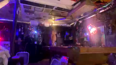 Lee online show from November 3, 3:21 am