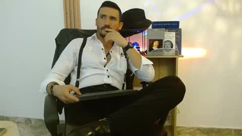   REIKO  online show from November 17, 7:17 pm