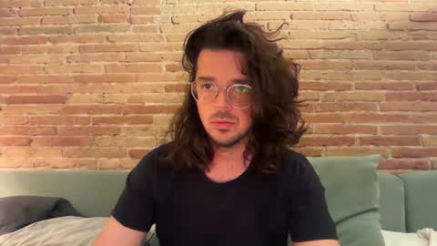 Renzo online show from April 6, 1:02 am