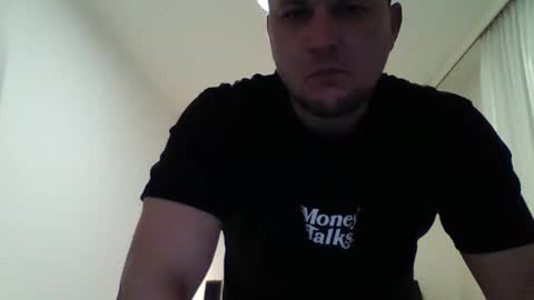 Snapshot of revchik31390672 chatting on October 25, 8:54 pm revchik31390672 online show from October 25, 8:54 pm