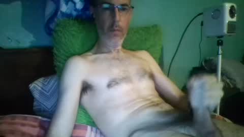 reyes_albert2006 online show from August 7, 6:36 pm