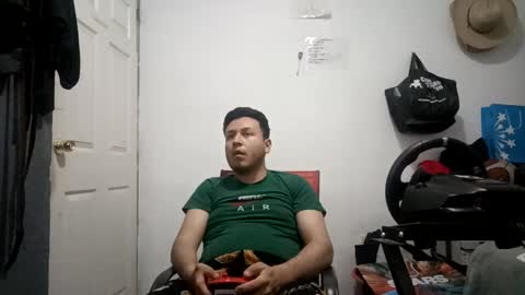 ricardogarcia21 online show from December 17, 8:12 am