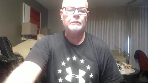 rich32937 online show from March 22, 6:57 pm