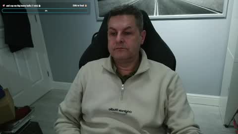 UK Straight Guy online show from April 4, 10:40 pm