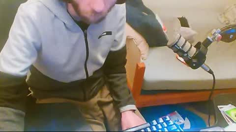 richarddavidson94 online show from May 7, 1:38 am