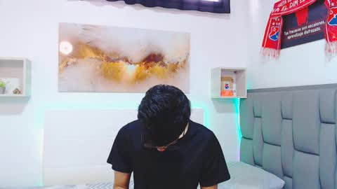 Ricki online show from April 10, 5:31 pm