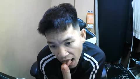 riiichie12 online show from December 15, 6:05 pm