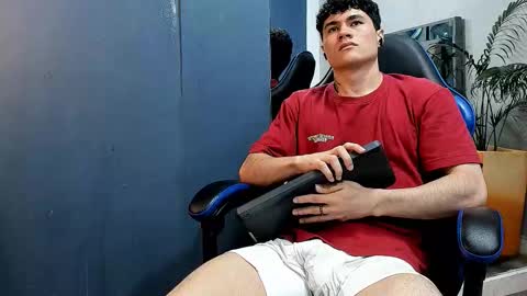 Roan Birkin online show from September 17, 9:05 pm