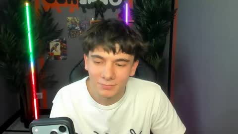 Robbie online show from May 29, 3:44 pm